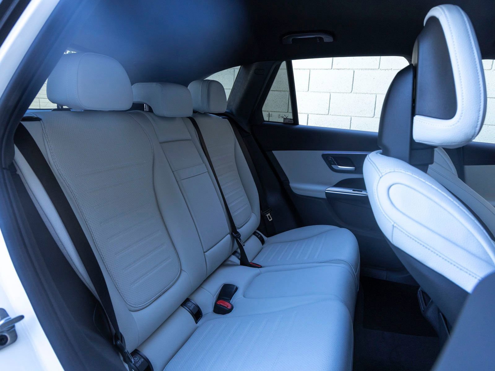 New 2026 Mercedes-Benz GLC 300 image 24