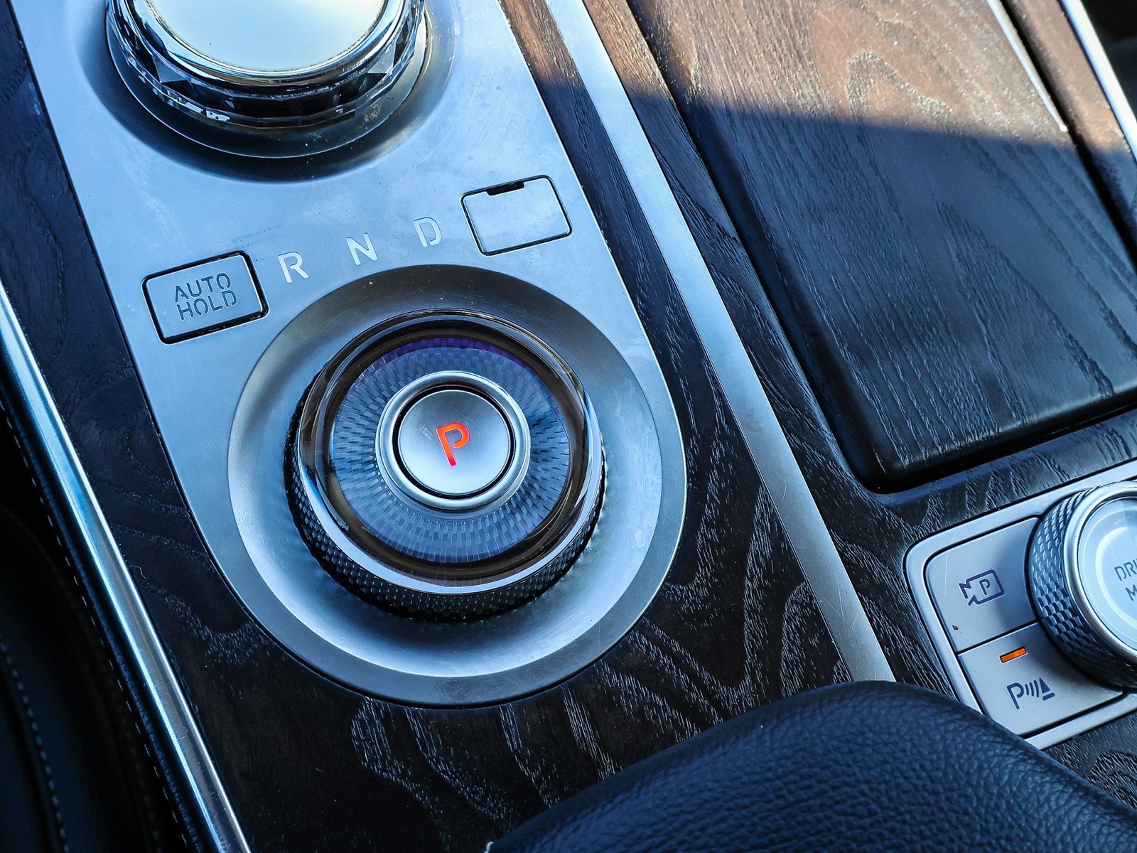 Used 2024 Genesis GV80 2.5T image 24