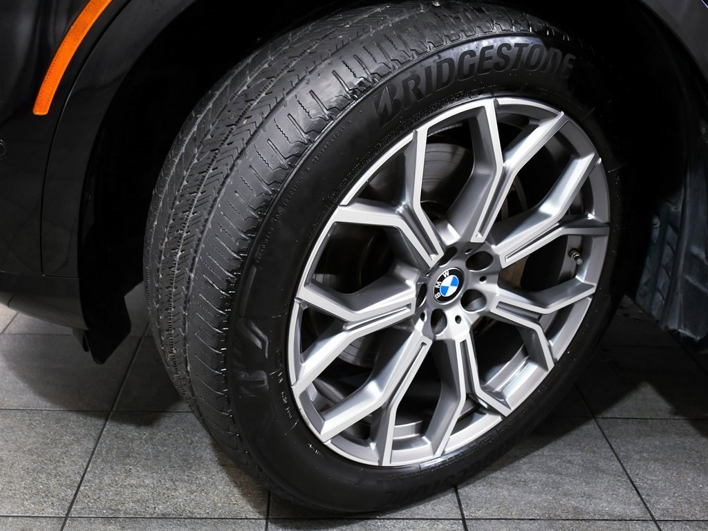 Used 2024 BMW X7 xDrive40i image 7