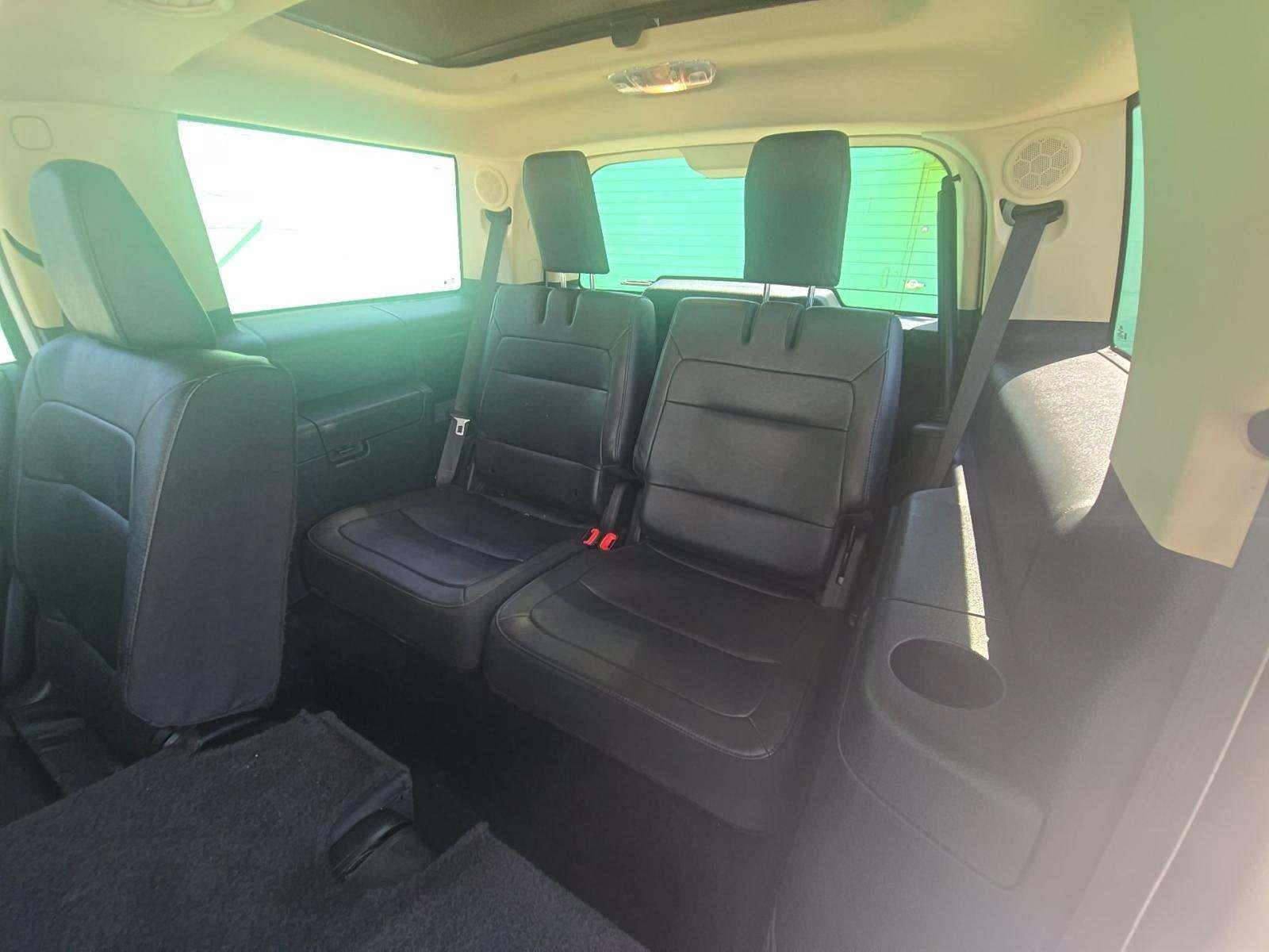 Used 2019 Ford Flex Limited FWD image 11
