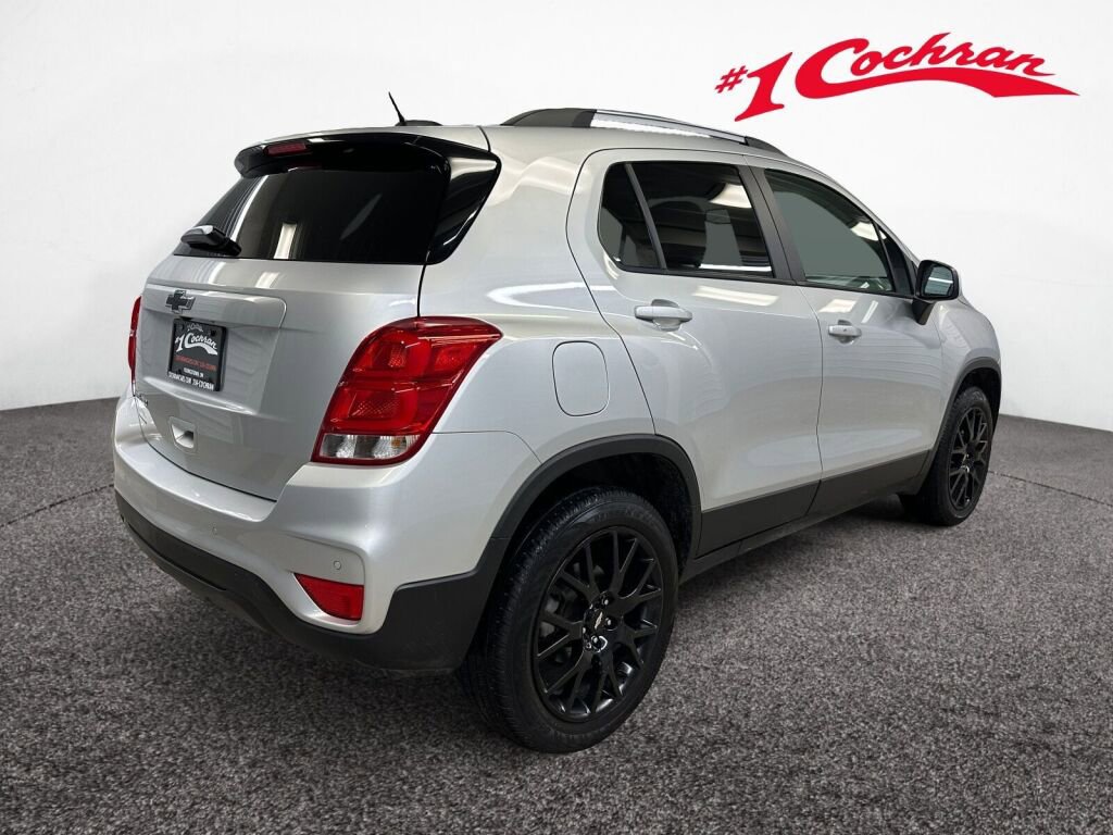 Certified 2022 Chevrolet Trax LT w/ Driver Confidence Package image 24