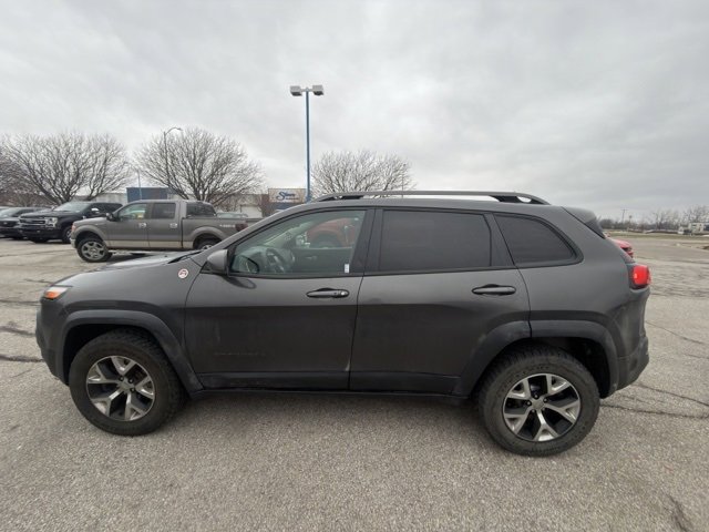 Used 2014 Jeep Cherokee Trailhawk w/ Technology Group image 2