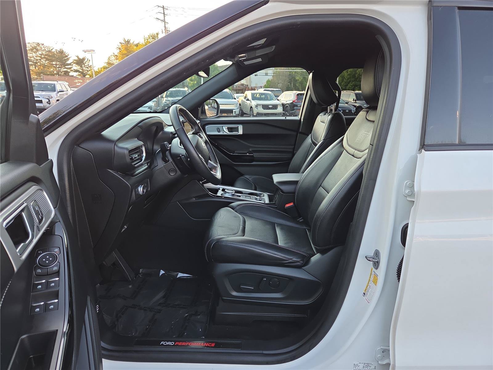 Used 2022 Ford Explorer ST w/ Equipment Group 401A AWD/4WD image 12