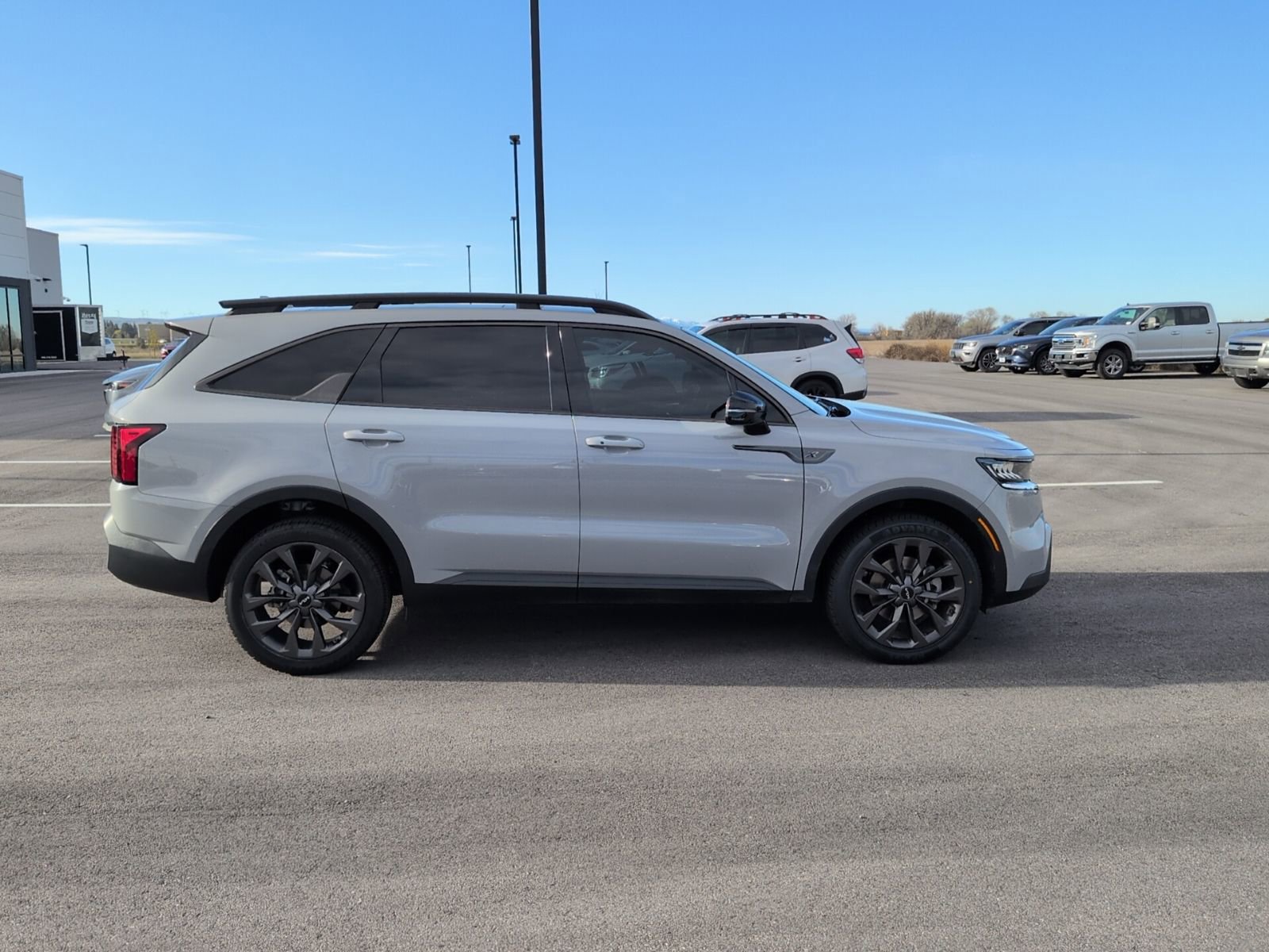 Used 2023 Kia Sorento X-Line EX image 8