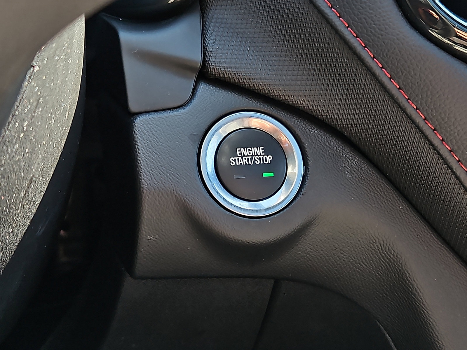 Used 2022 Chevrolet Equinox RS w/ RS Leather Package image 24