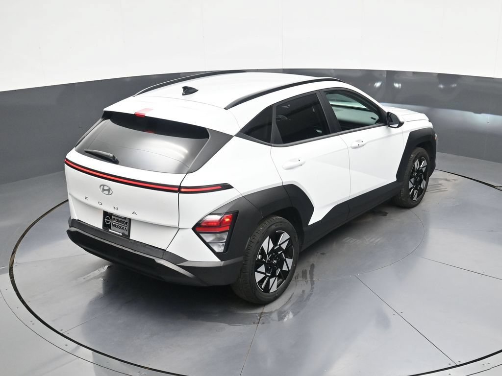 Used 2025 Hyundai Kona SEL FWD image 30