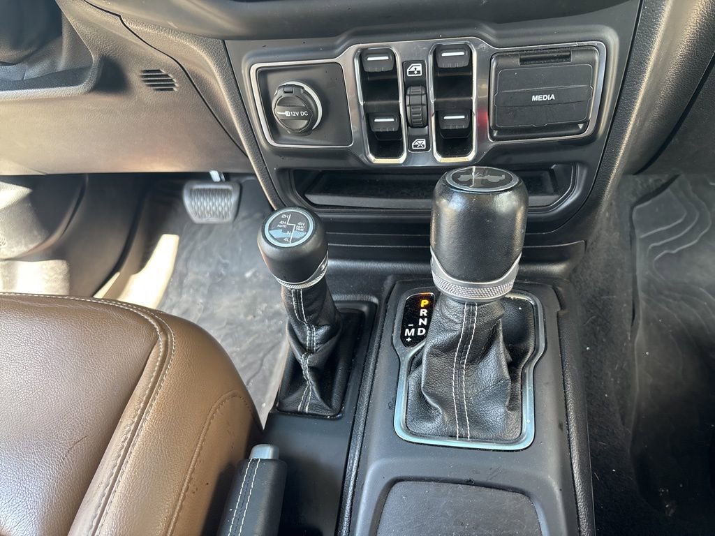 Used 2021 Jeep Wrangler Unlimited Sahara image 28