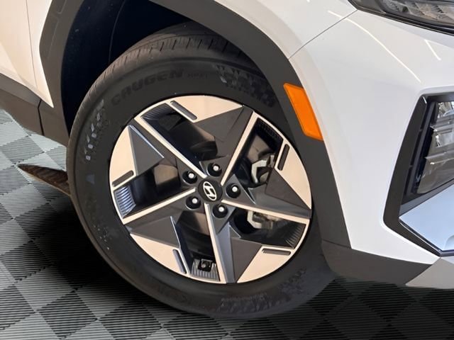 Used 2025 Hyundai Tucson SEL AWD/4WD image 32