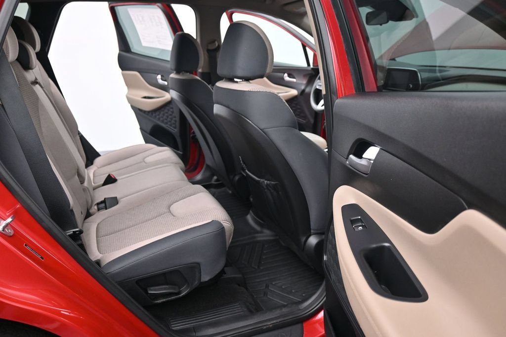 Used 2020 Hyundai Santa Fe SE AWD/4WD image 24