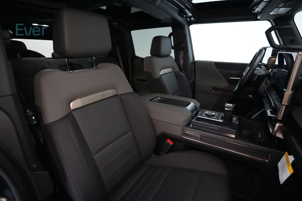 Used 2025 GMC Hummer EV 2X w/ LPO, Cargo Utility Package AWD/4WD image 23