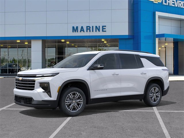 New 2026 Chevrolet Traverse LT w/ Driver Confidence Package image 2