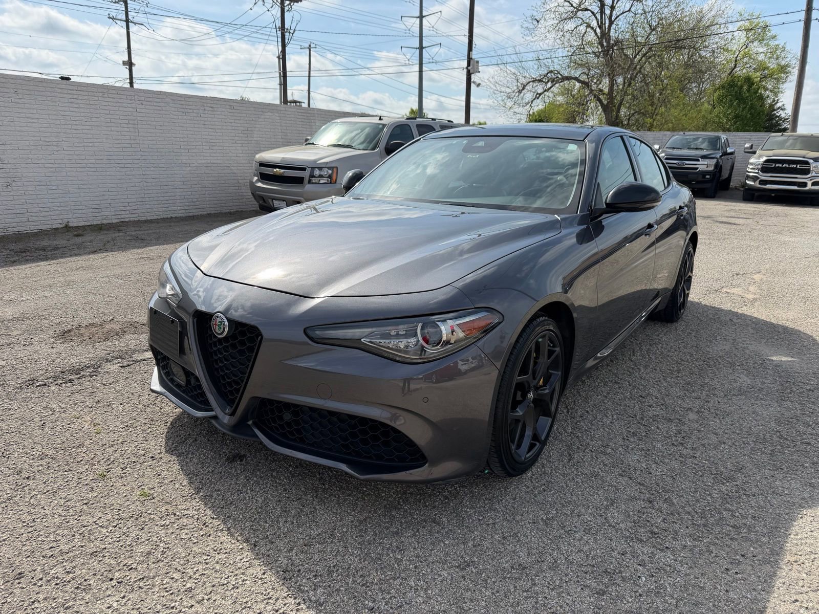 Used 2020 Alfa Romeo Giulia AWD w/ Quick Order Package 22J Sport image 1