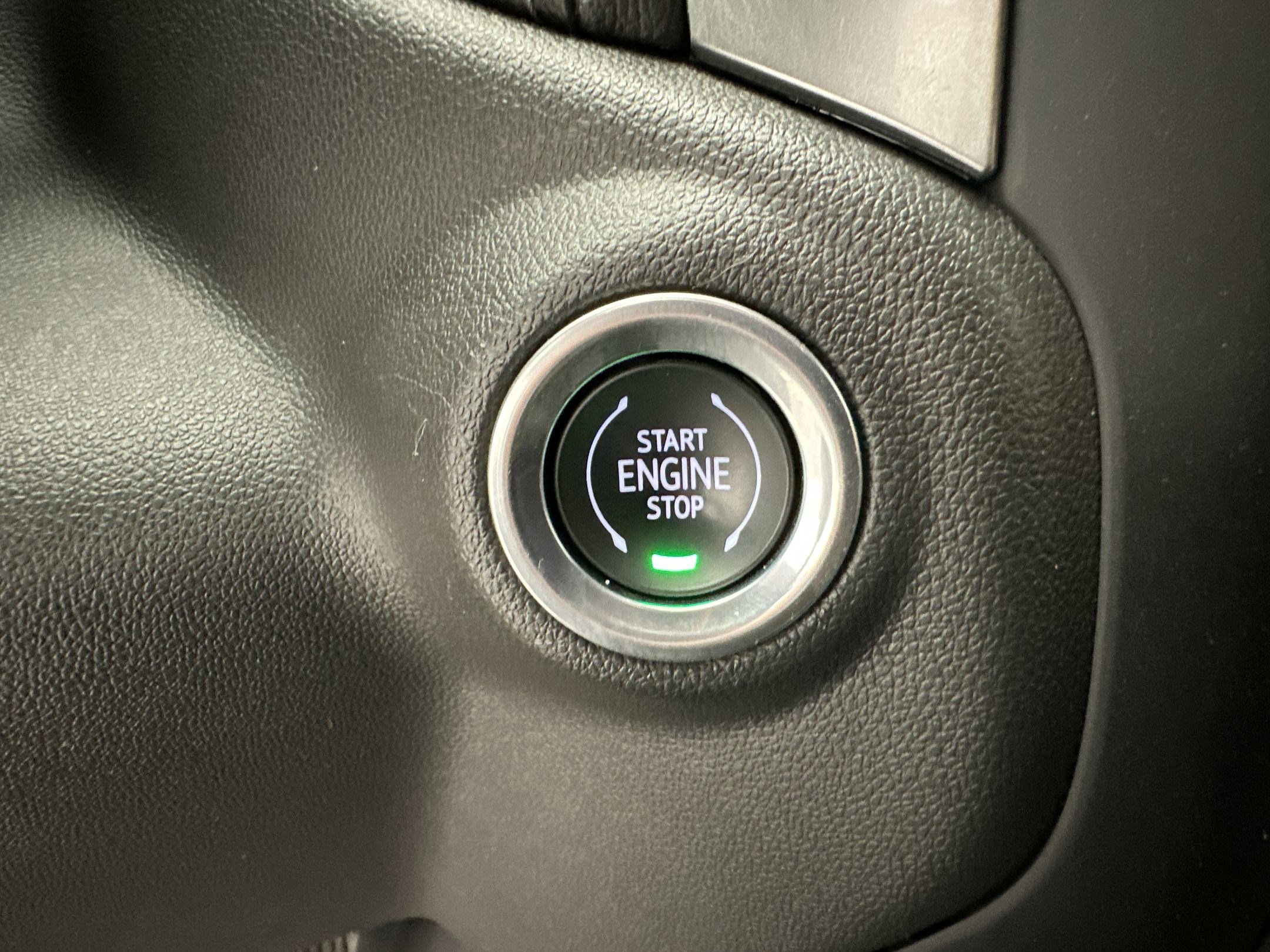 Certified 2020 Chevrolet Silverado 1500 RST image 24