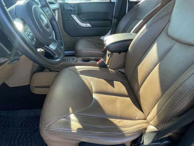 Used 2017 Jeep Wrangler Unlimited Sahara w/ Dual Top Group image 14