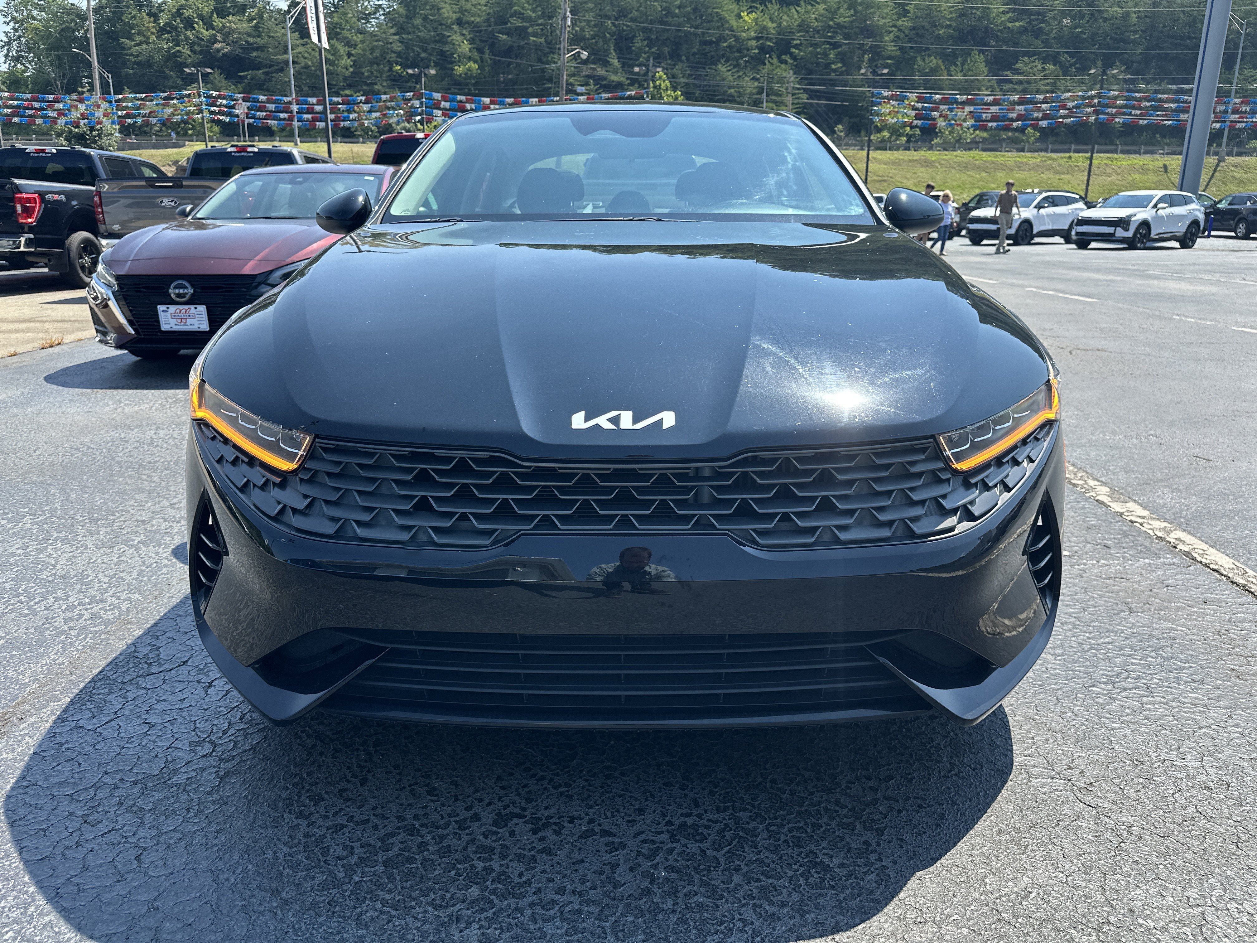 Used 2022 Kia K5 LXS FWD image 2