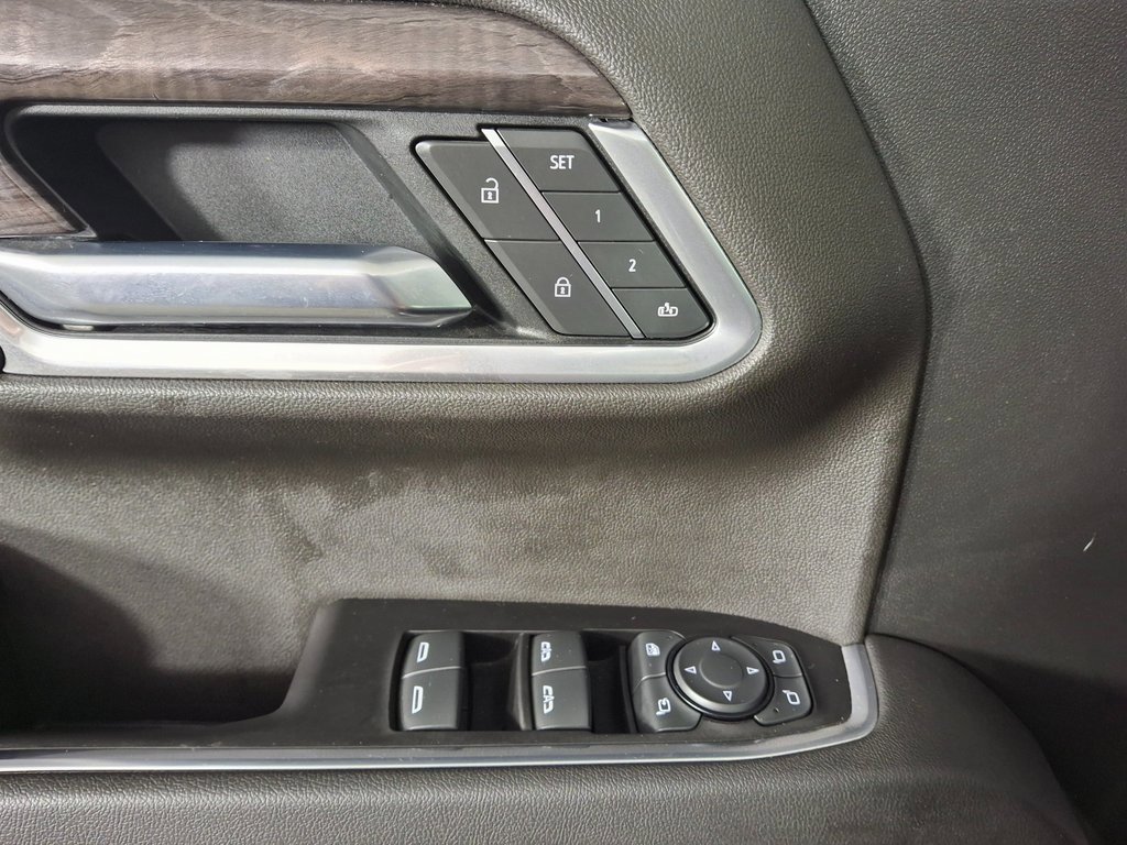 Used 2022 Chevrolet Silverado 1500 LTZ w/ LTZ Premium Package image 25
