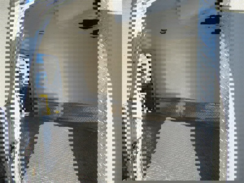 Used 2016 GMC Savana 3500 Extended image 12