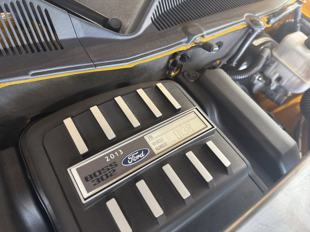 Used 2013 Ford Mustang Boss 302 RWD image 22