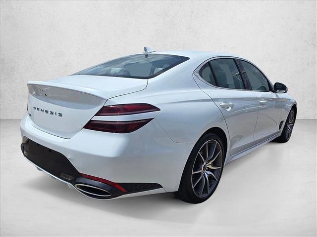 Used 2025 Genesis G70 2.5T image 5