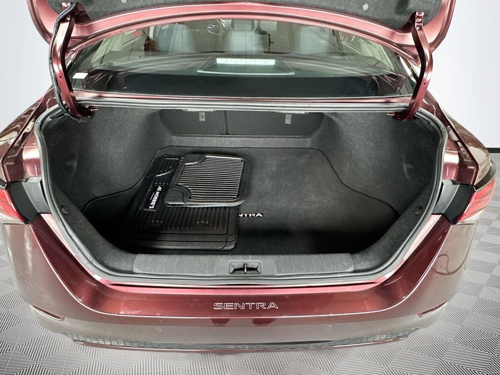 Used 2024 Nissan Sentra SV w/ Trunk Package image 27