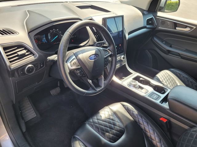 Used 2024 Ford Edge Titanium image 7