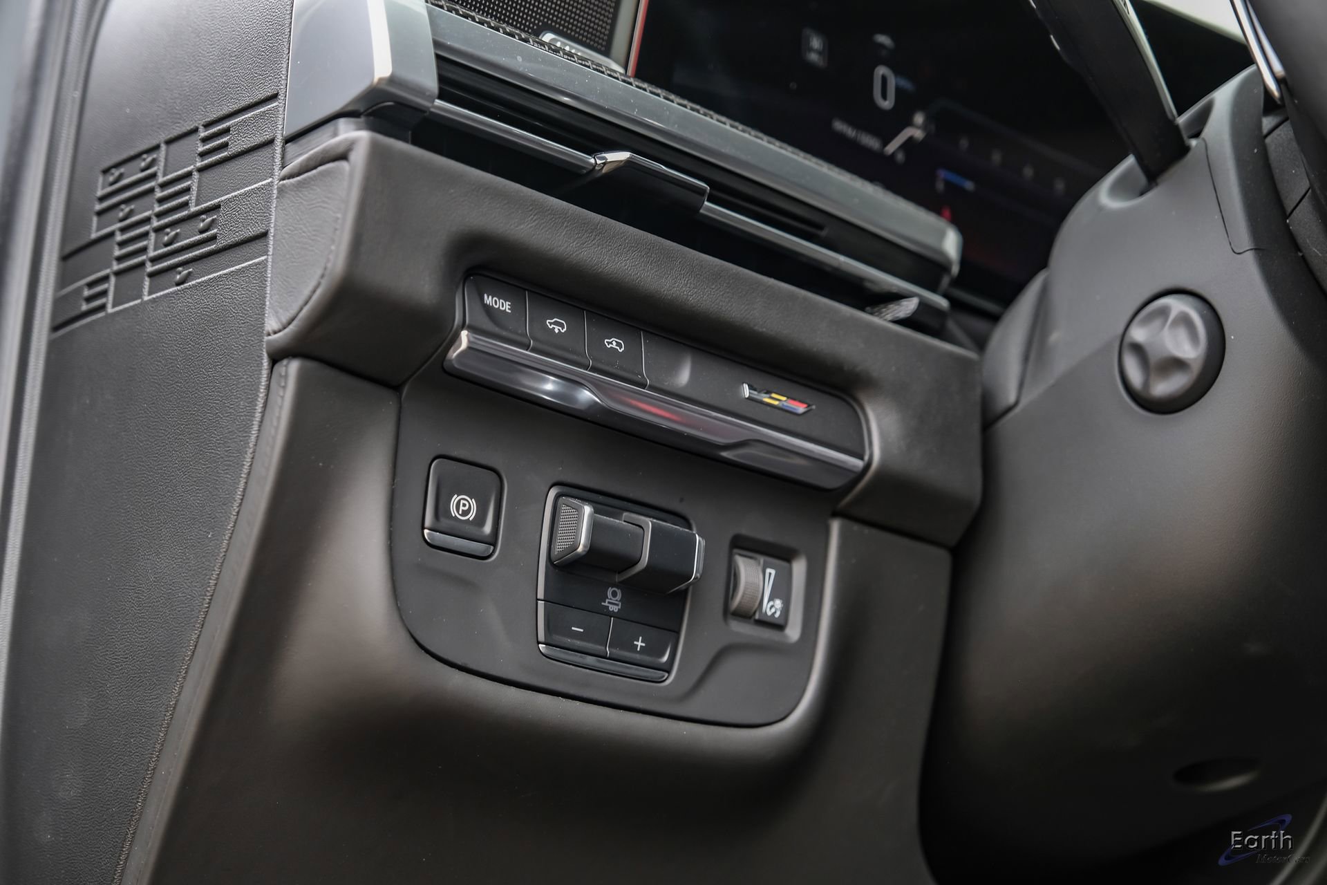 Used 2025 Cadillac Escalade V w/ LPO, Floor Liner Package AWD/4WD image 47