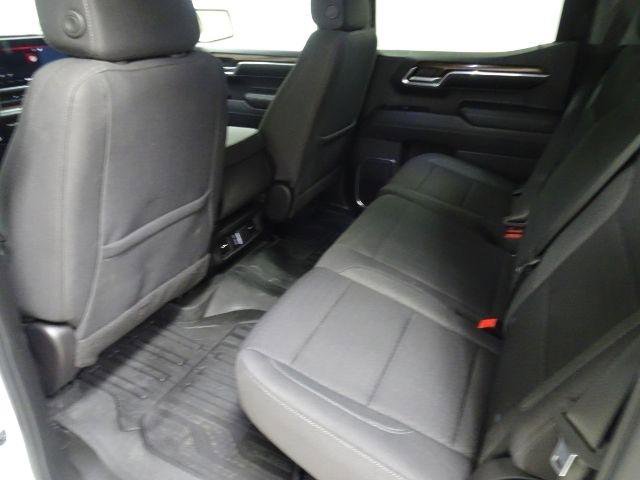Used 2024 GMC Sierra 1500 SLE image 40