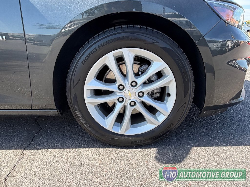 Used 2018 Chevrolet Malibu LT FWD image 12