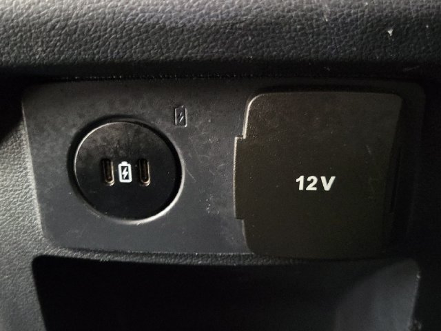 Used 2025 Ford Explorer ST-Line w/ ST-Line Street Pack AWD/4WD image 17