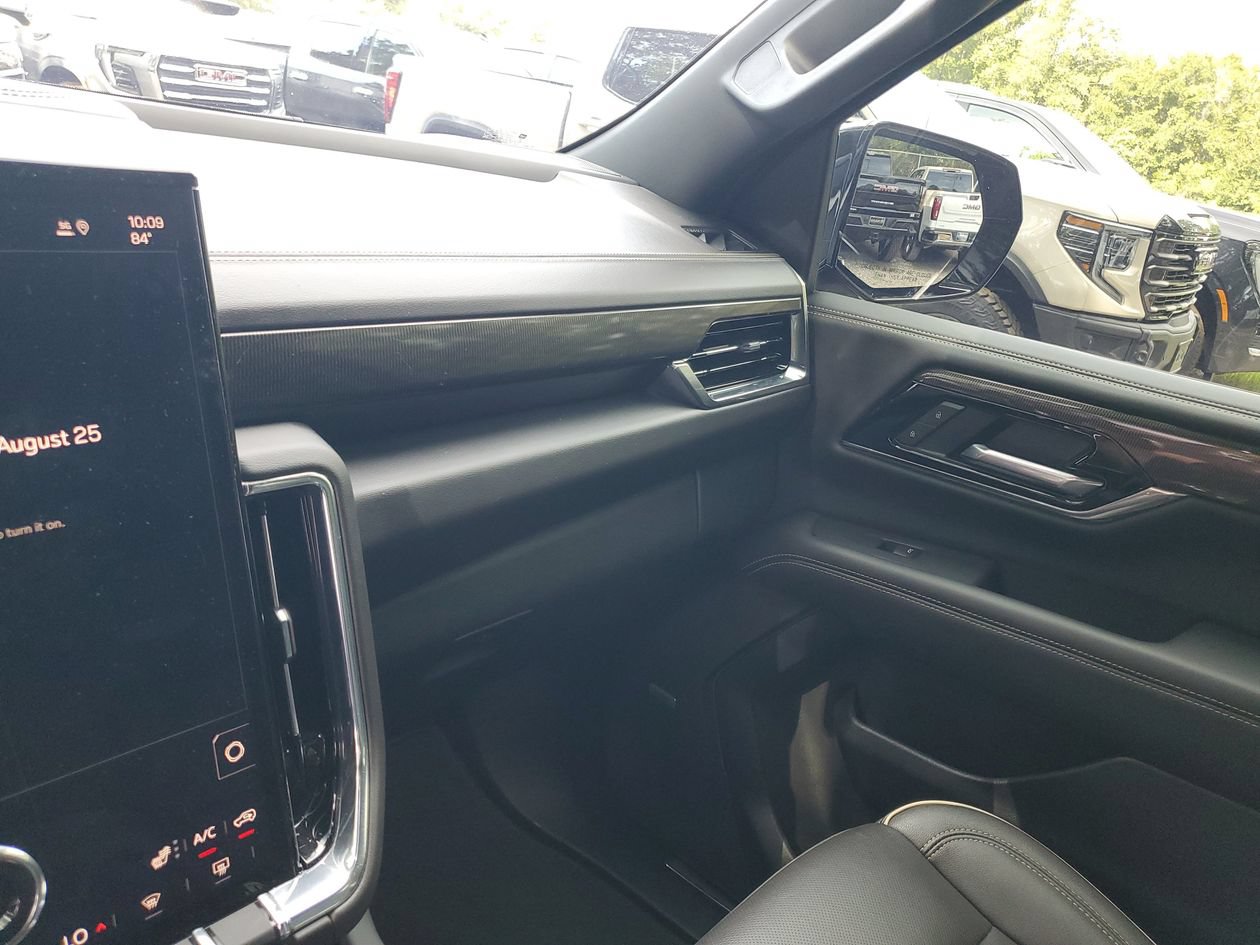 Used 2025 GMC Yukon XL Elevation RWD image 24