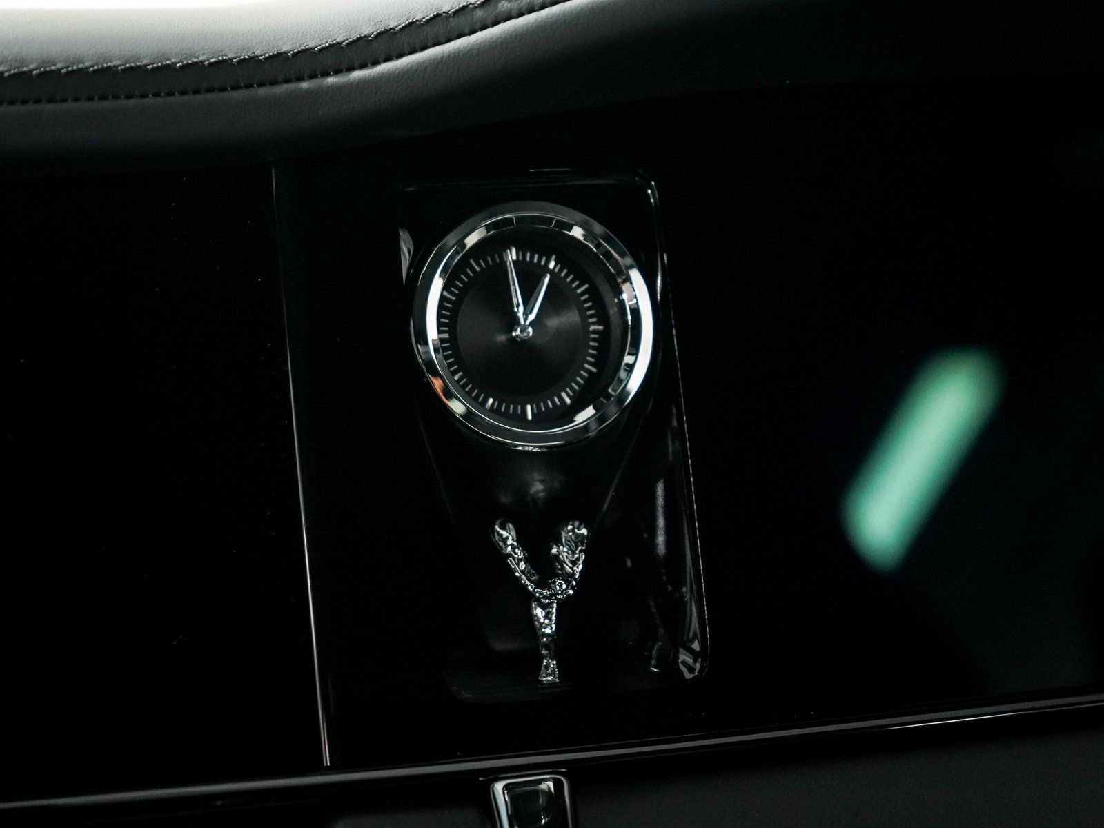 Certified 2025 Rolls-Royce Cullinan image 45