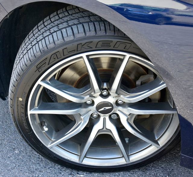 Used 2022 Genesis G70 3.3T RWD image 30