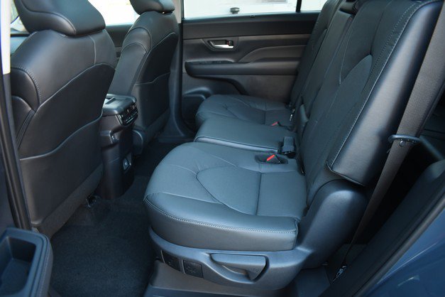 New 2026 Toyota Grand Highlander Limited image 13