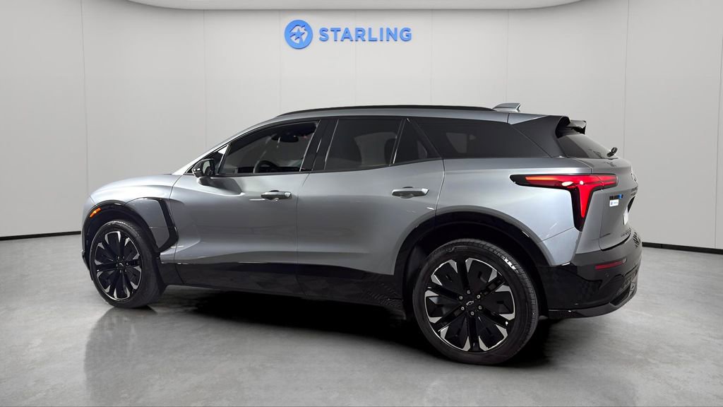 Used 2025 Chevrolet Blazer EV RS AWD/4WD image 4