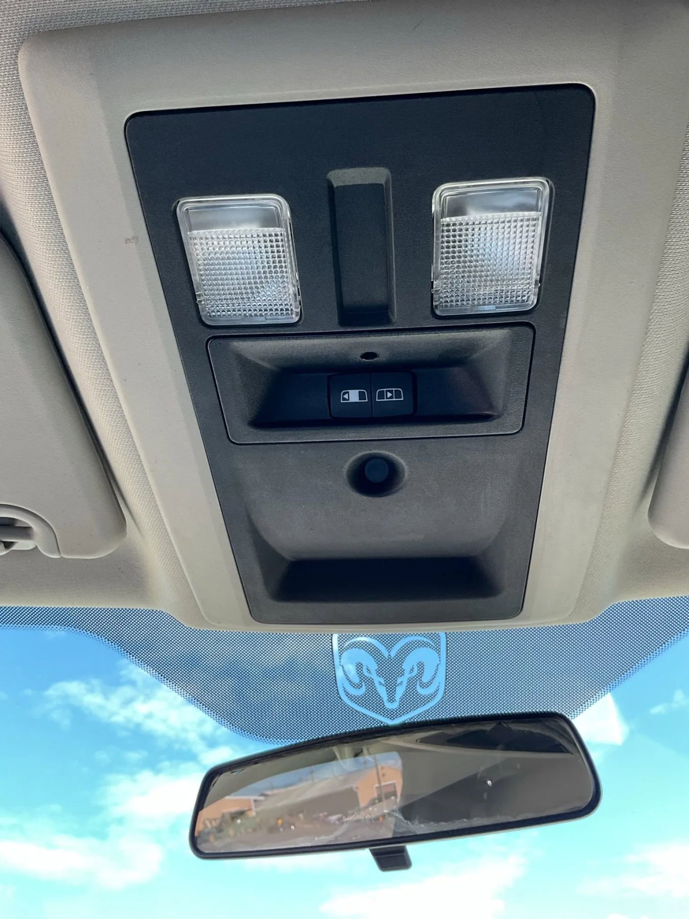 Used 2010 Dodge Ram 2500 Truck SLT image 29