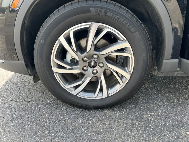 Certified 2024 Lincoln Corsair AWD image 31