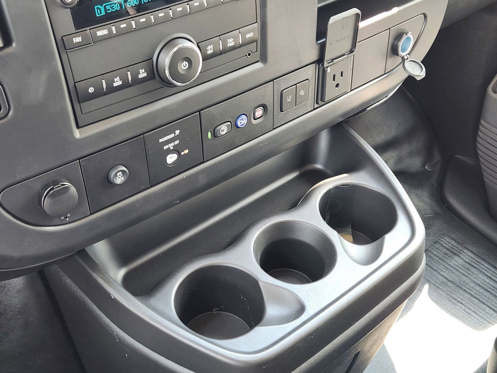 New 2024 Chevrolet Express 2500 image 18