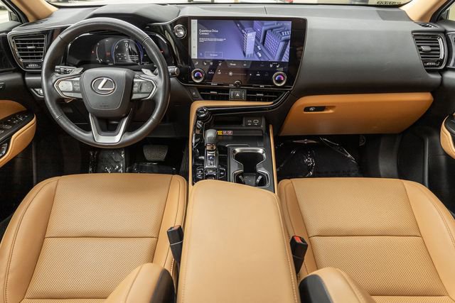 Used 2025 Lexus NX 350h 350h Premium image 6