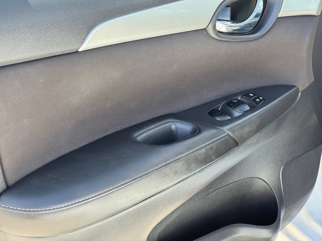 Used 2018 Nissan Sentra S FWD image 9