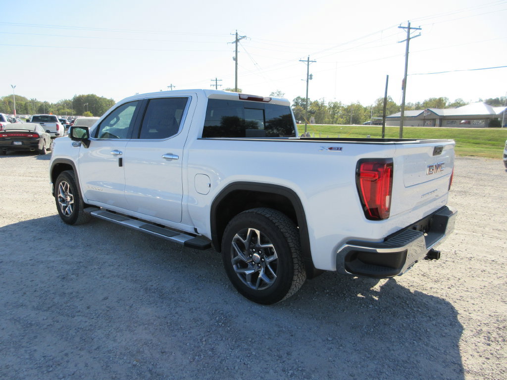 New 2026 GMC Sierra 1500 SLT w/ SLT Premium Plus Package AWD/4WD image 6