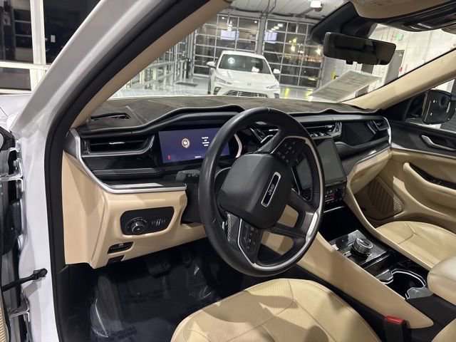 Used 2022 Jeep Grand Cherokee L Limited w/ Luxury Tech Group II image 14