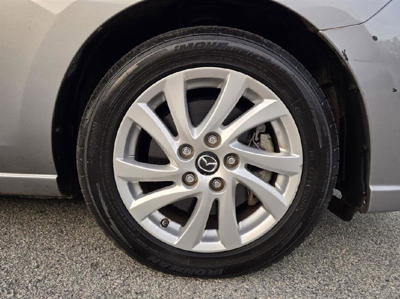 Used 2014 MAZDA MAZDA5 Sport FWD image 14