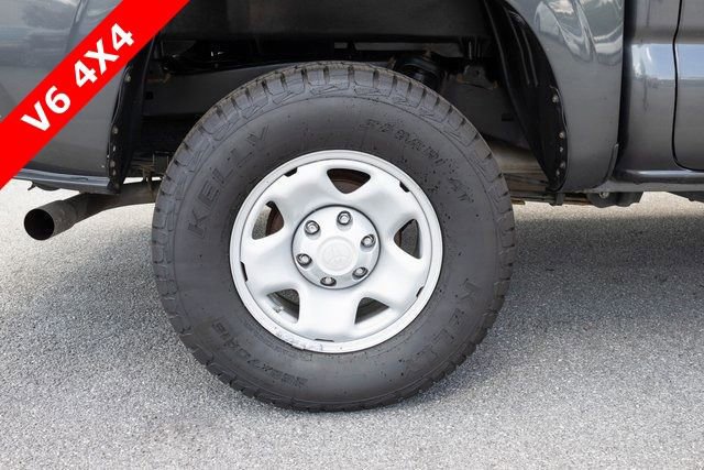 Used 2021 Toyota Tacoma SR AWD/4WD image 10