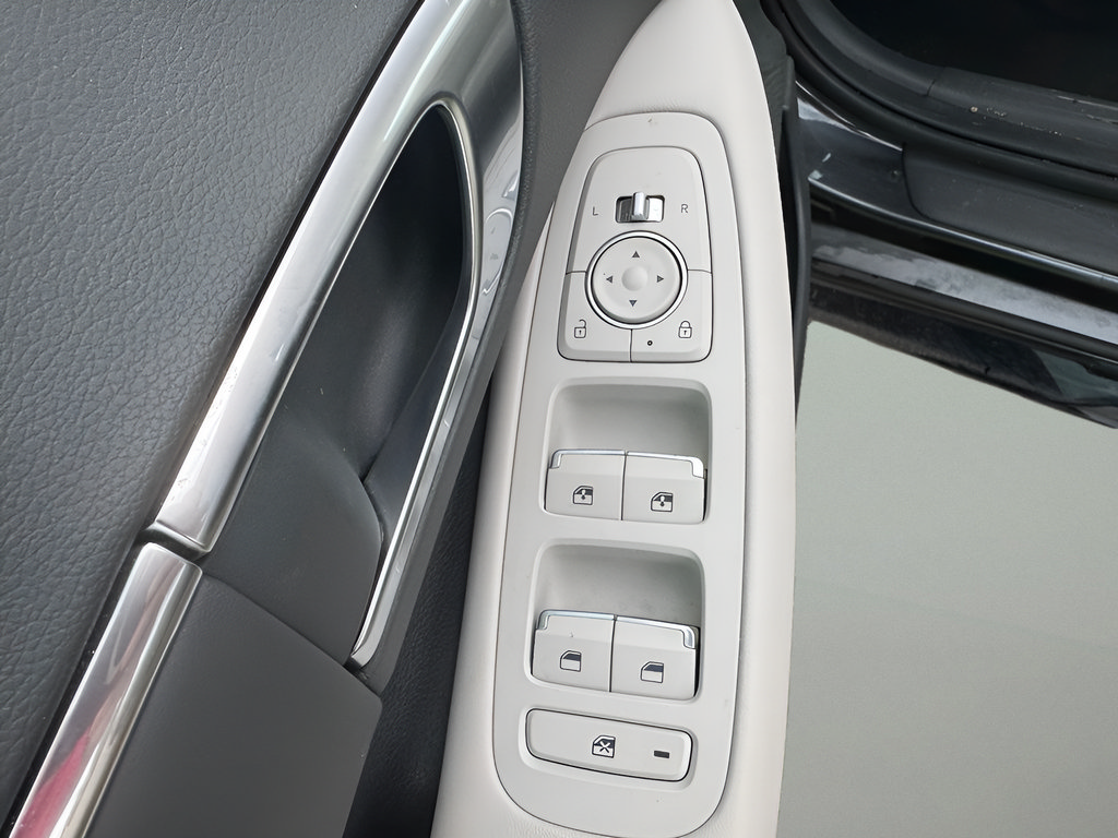 Certified 2023 Hyundai Sonata SEL FWD image 12