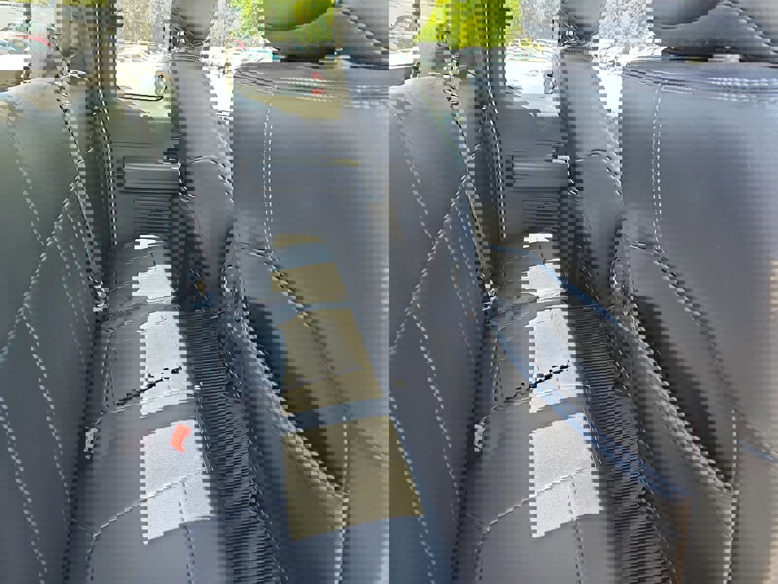 Used 2015 Ford F250 Lariat w/ Chrome Package image 10