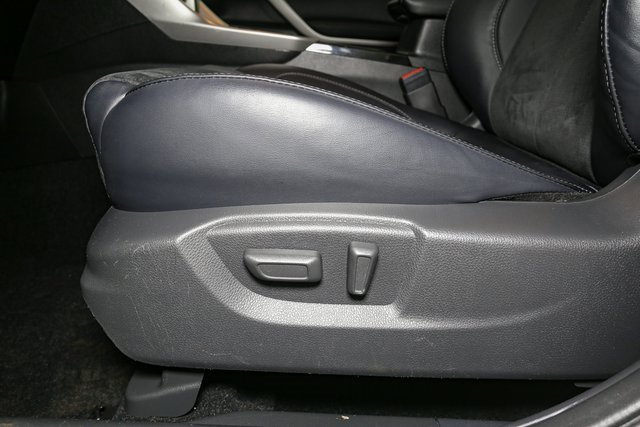 Used 2024 Mitsubishi Eclipse Cross SE image 37