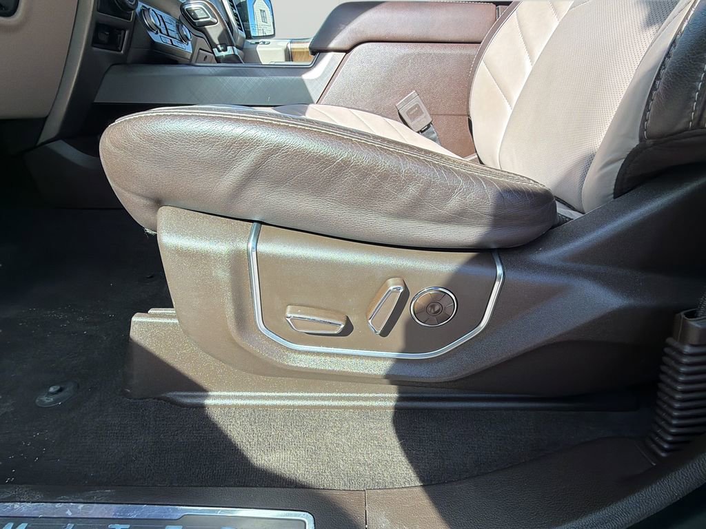 Used 2020 Ford F150 Limited image 28