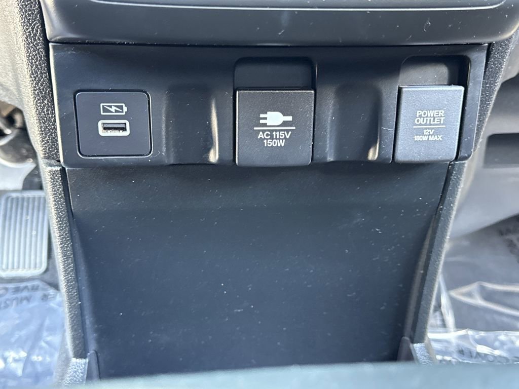 Used 2024 Honda Odyssey Touring image 9