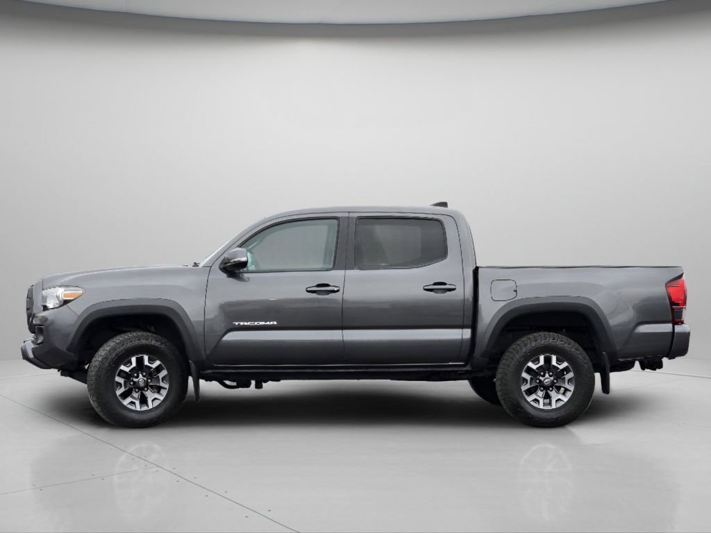Used 2019 Toyota Tacoma TRD Off-Road w/ Technology Package AWD/4WD image 19