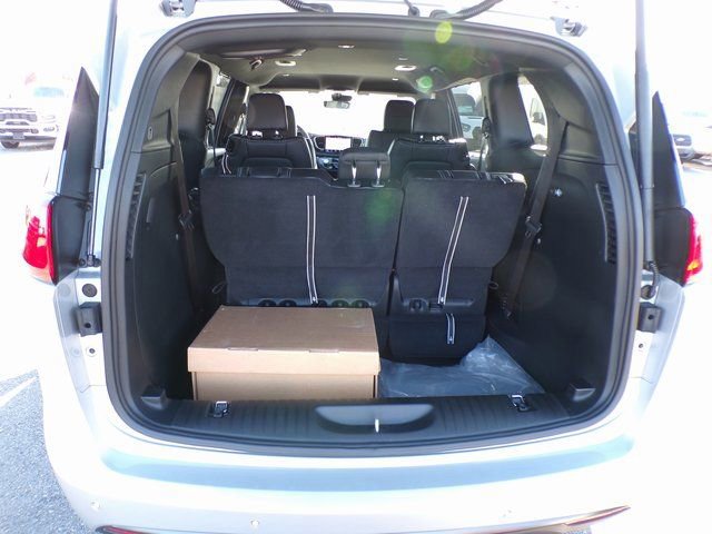 New 2026 Chrysler Voyager LX FWD image 7